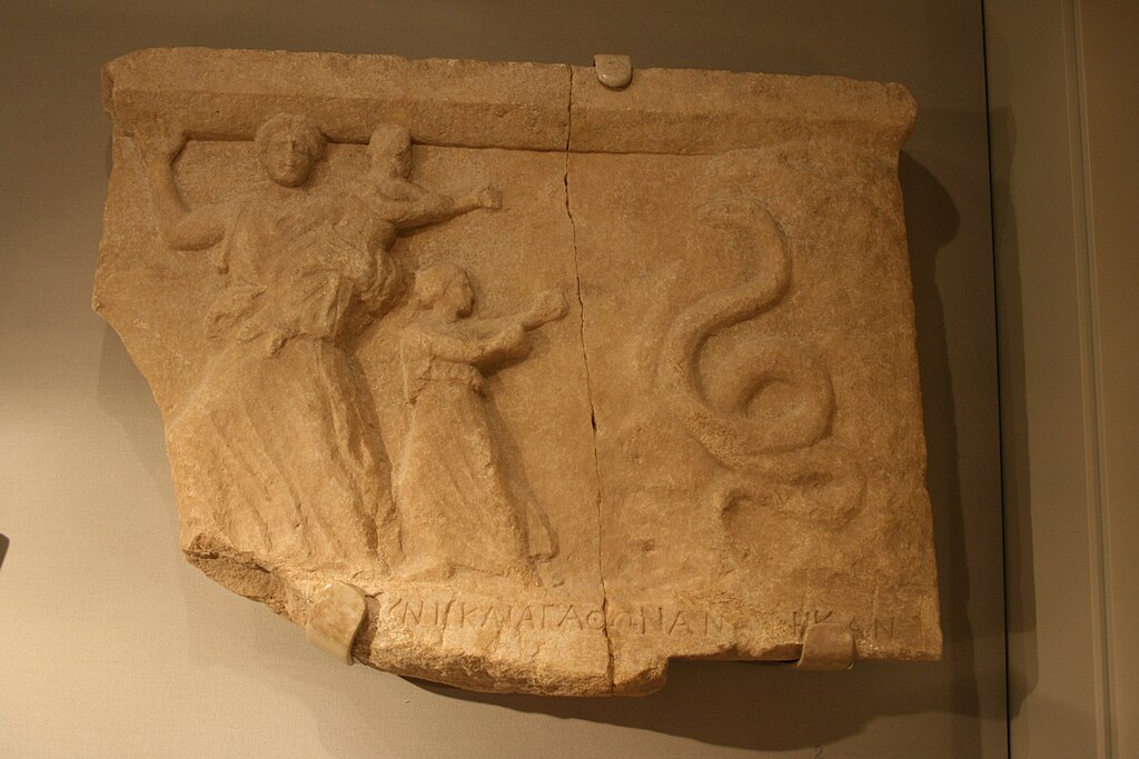 Leto_with_Artemis_&_Apollo_Escaping_from_Python,_Greek,_4-3rd_Cent_BC_(10451424666)